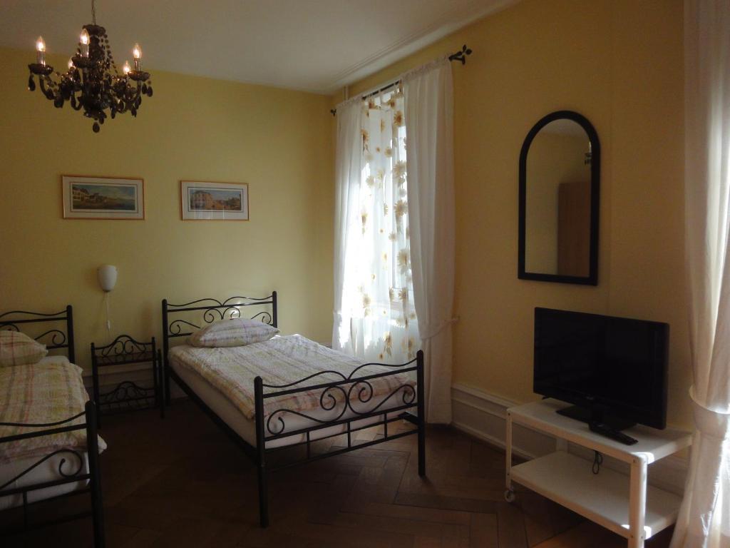 3 Camere Базел Стая снимка